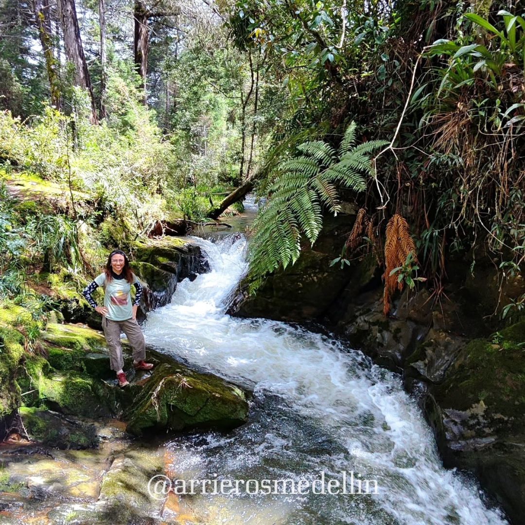 Senderismo Río Piedras Blancas