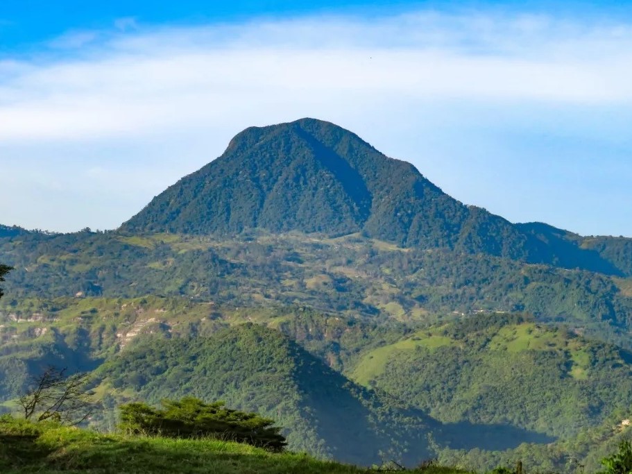 Trekking Cerro Bravo